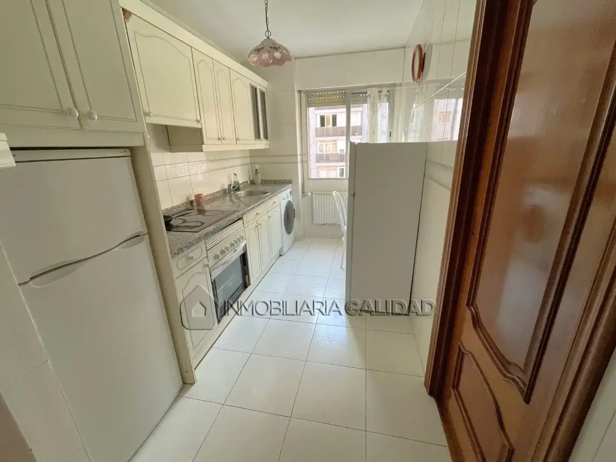 Kitchen of Flat for rent in Burgos  with Heating and Furnished