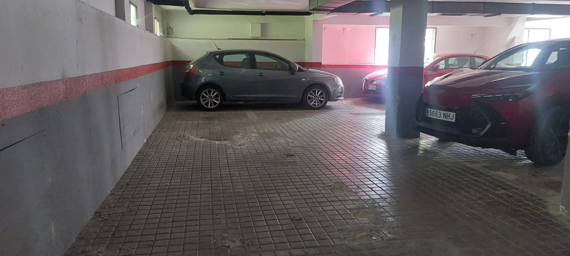 Einzelparkplatz mit Aufzug zum Verkauf in Calle Villavieja, imagen 3