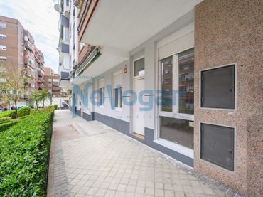 Piso en venta en Calle Ávila