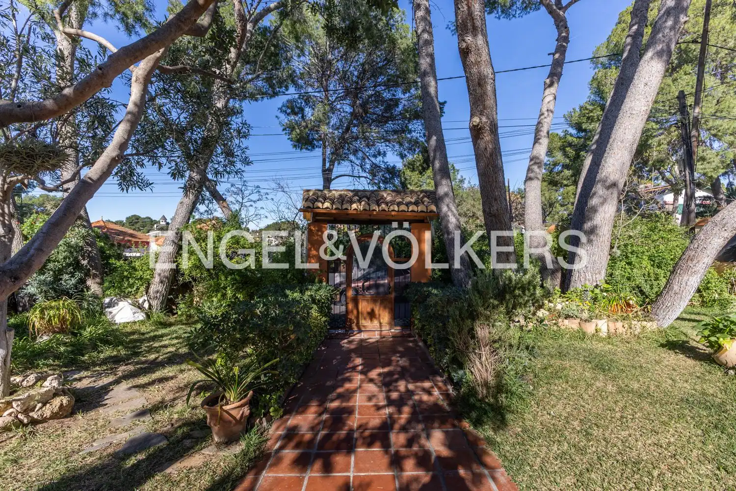 Vista exterior de Casa o chalet en venta en Paterna con Aire acondicionado, Calefacción y Jardín privado
