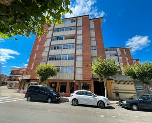 Exterior view of Flat for sale in Astorga  with Heating, Parquet flooring and Furnished