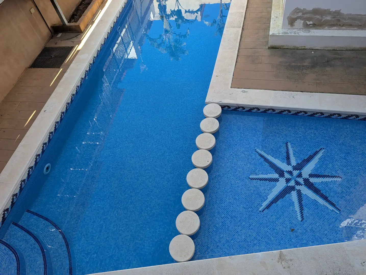 Piscina de Casa adosada en venda en Gilet amb Aire condicionat, Terrassa i Traster