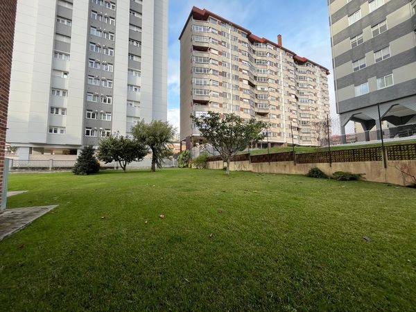 Exterior view of Flat for sale in Vigo   with Heating, Private garden and Storage room