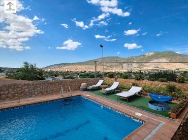 Landhaus mit Pool zum Verkauf in CAMINO VIEJO DE MOTRIL