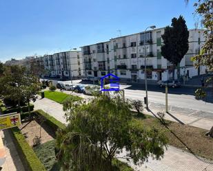Vista exterior de Oficina en venda en El Puerto de Santa María amb Aire condicionat