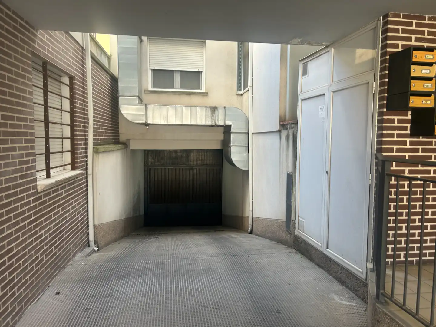 Parkplatz von Dachboden zum Verkauf in Valladolid mit Heizung, Terrasse und Abstellraum