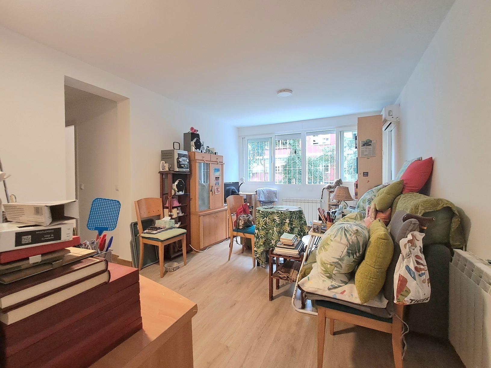 Living room of Flat for sale in  Madrid Capital  with Air Conditioner, Heating and Terrace