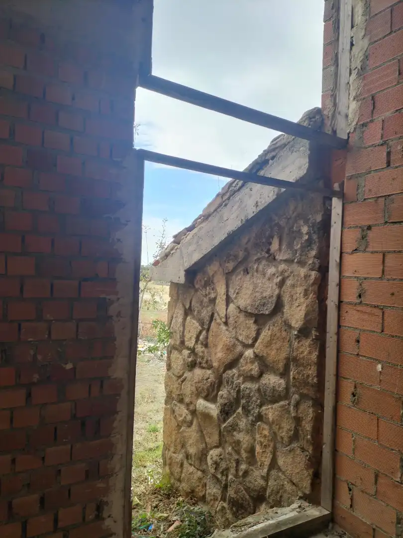 Vista exterior de Casa o xalet en venda en Navas de Riofrío amb Jardí privat i Terrassa