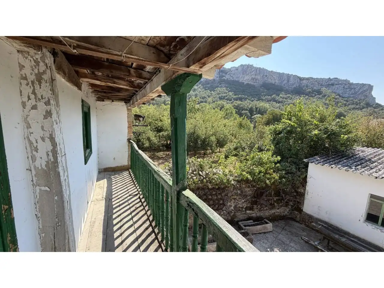 Vista exterior de Casa o xalet en venda en Merindad de Sotoscueva amb Jardí privat i Terrassa