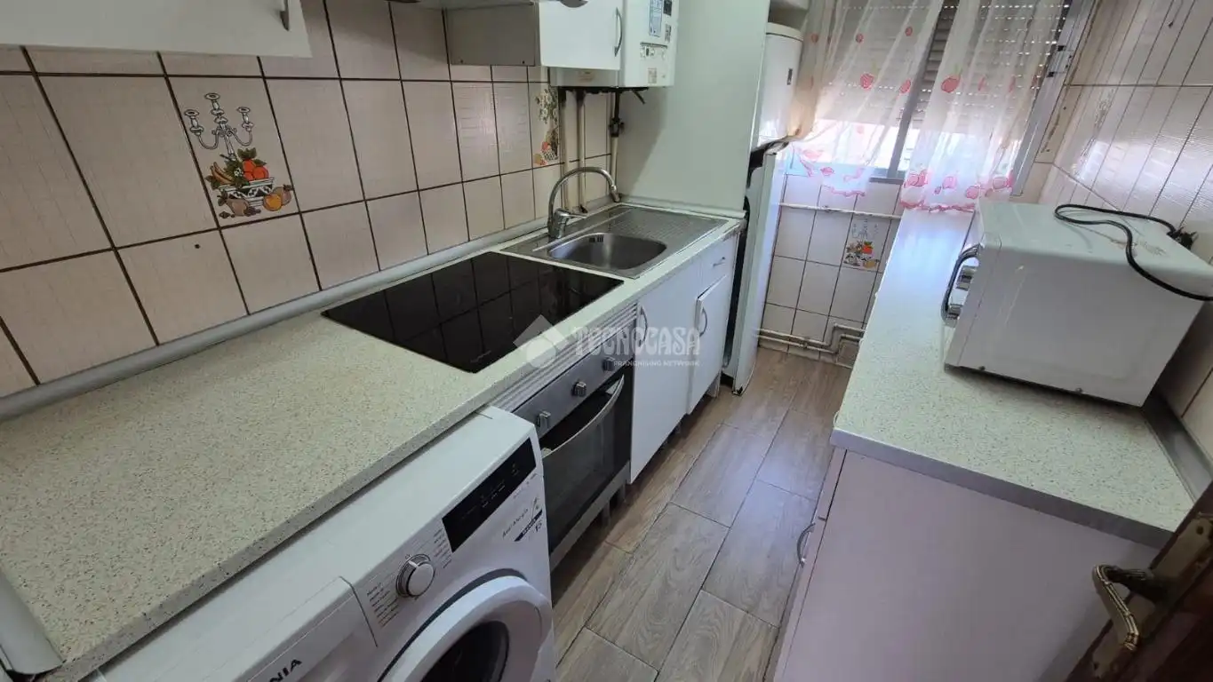 Cocina de Piso en venta en Madrid con Calefacción y Terraza