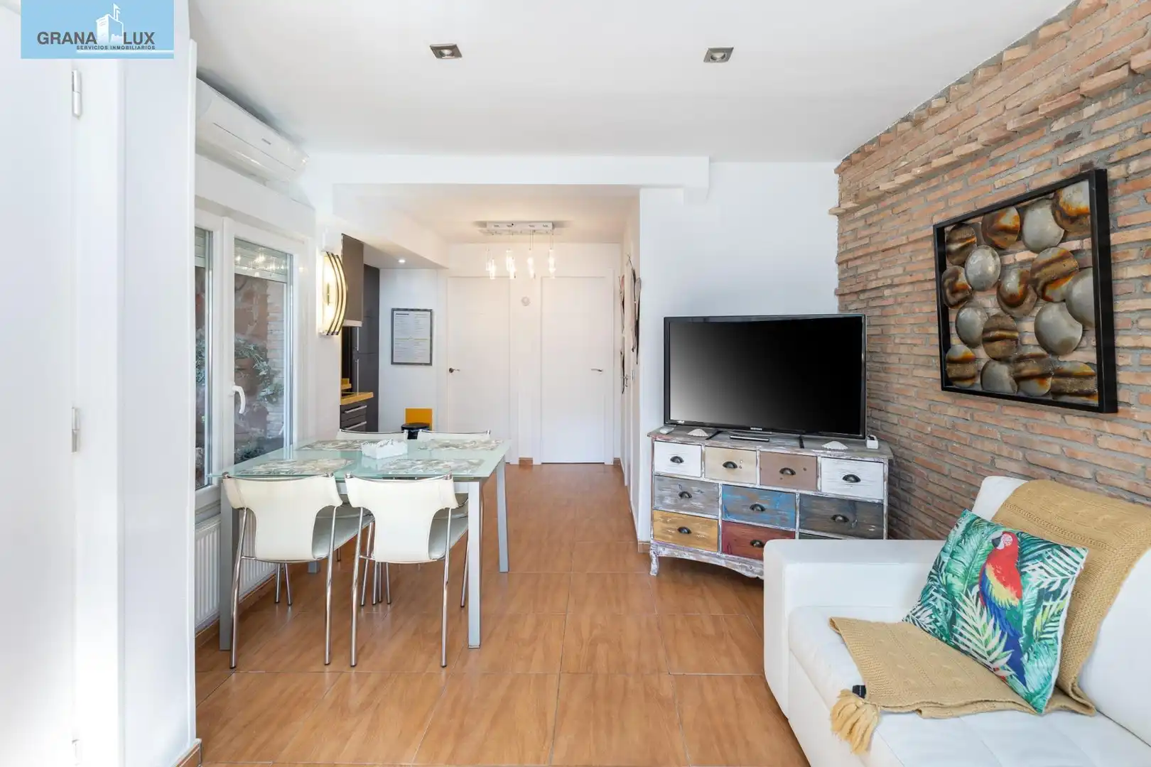 Detached house with pool for sale in 45 Calle la Iruela, imagen 13