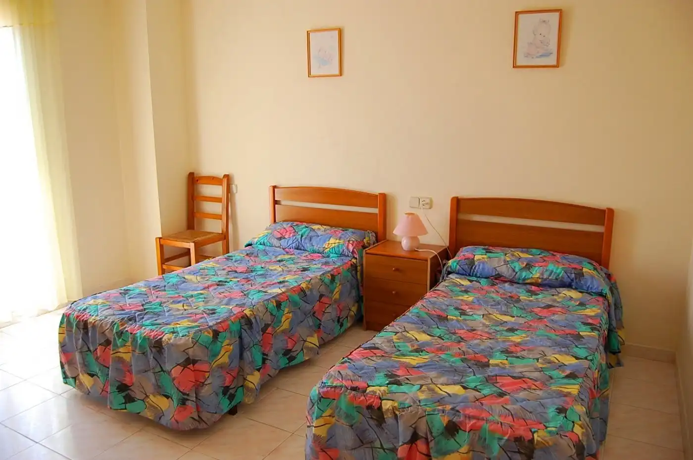 Habitación de Casa o chalet en venta en Deltebre con Jardín privado, Terraza y Piscina