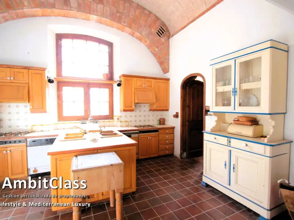 Cocina de Casa o chalet en venta en Llinars del Vallès con Jardín privado y Terraza