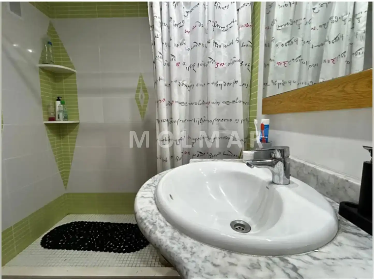 Baño de Piso en venta en Gandia con Amueblado