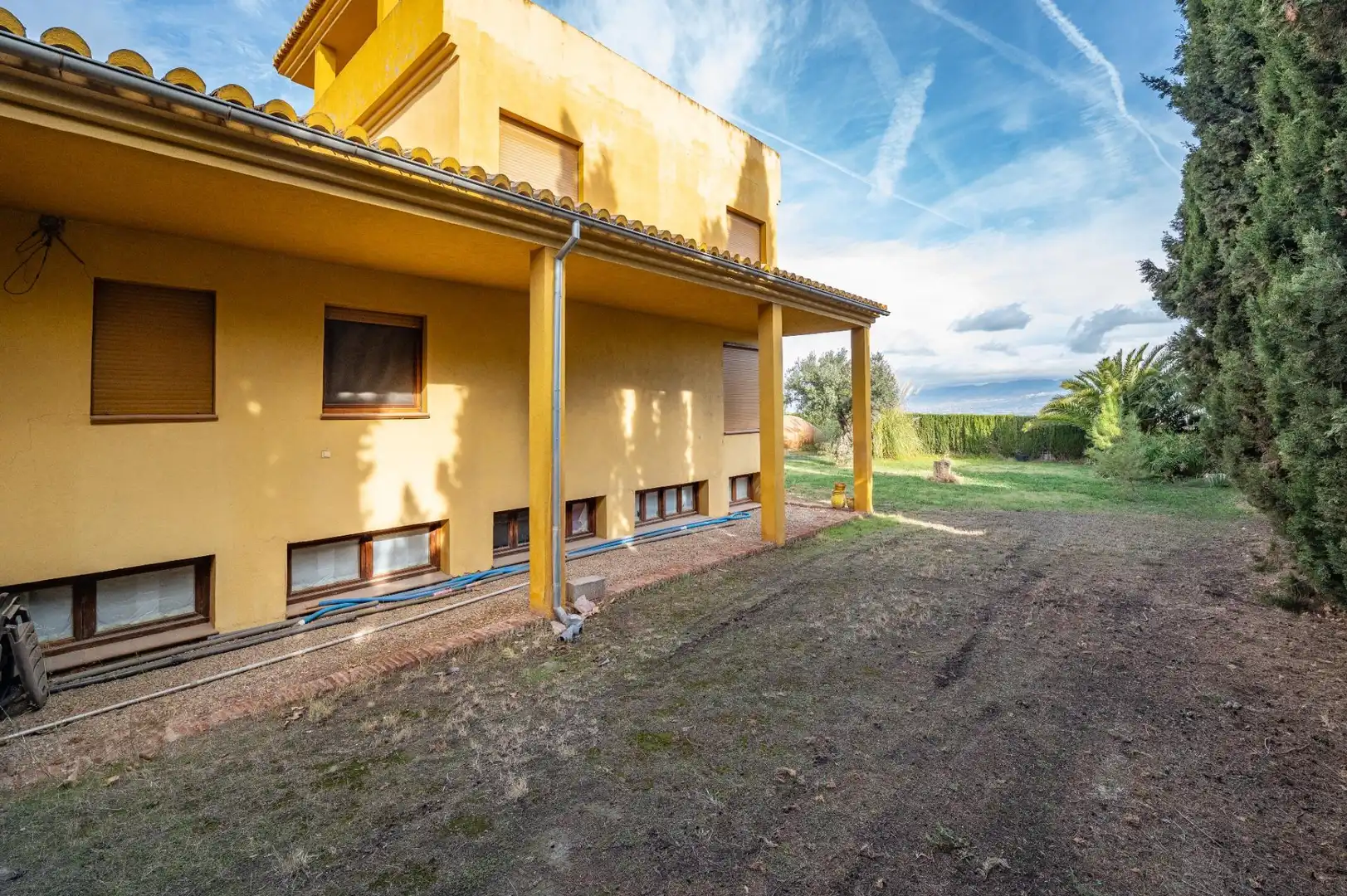 Außenansicht von Haus oder Chalet zum Verkauf in Alhendín mit Heizung, Privatgarten und Terrasse