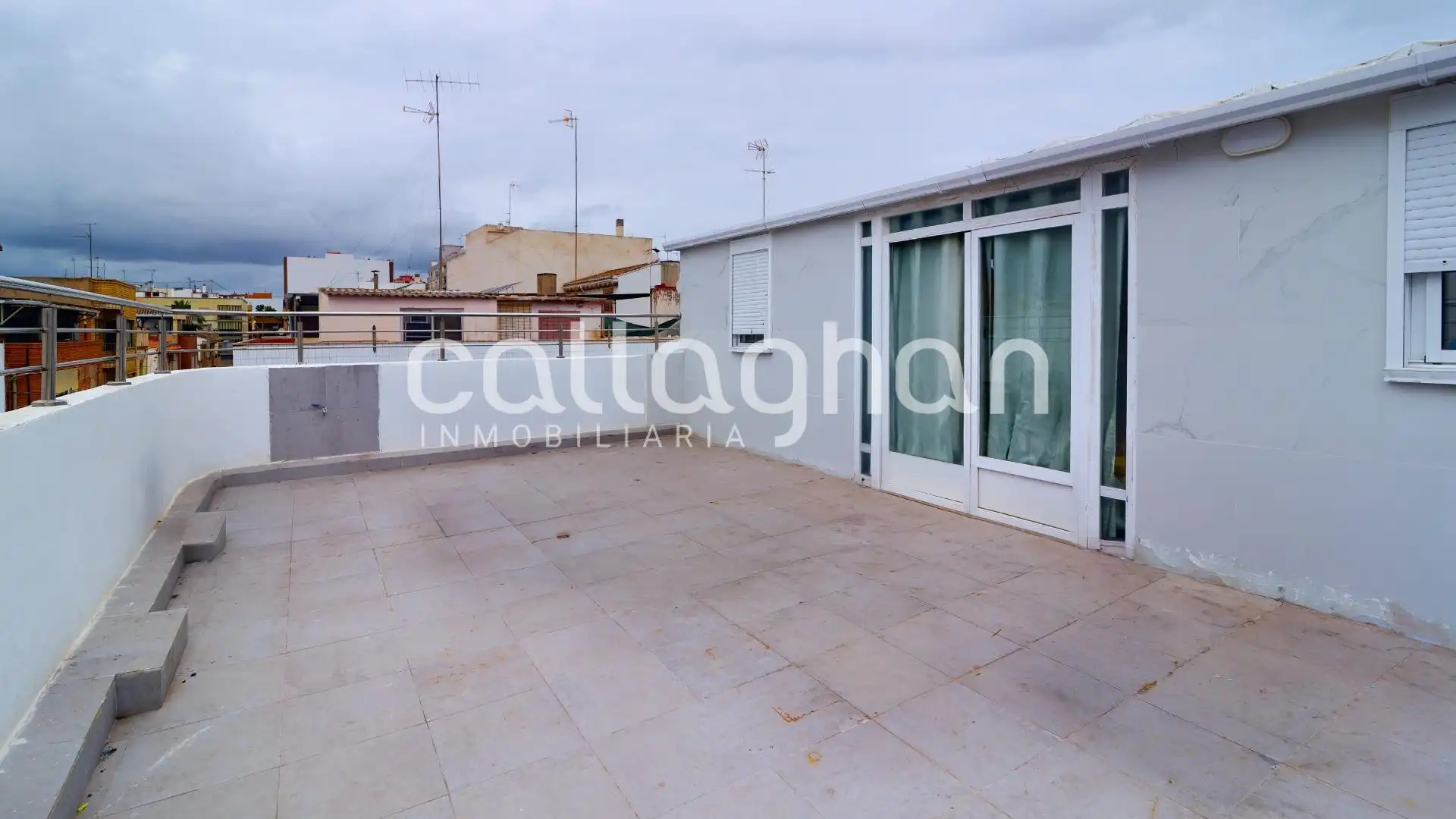 Terraza de Piso en venta en Sagunto / Sagunt con Terraza