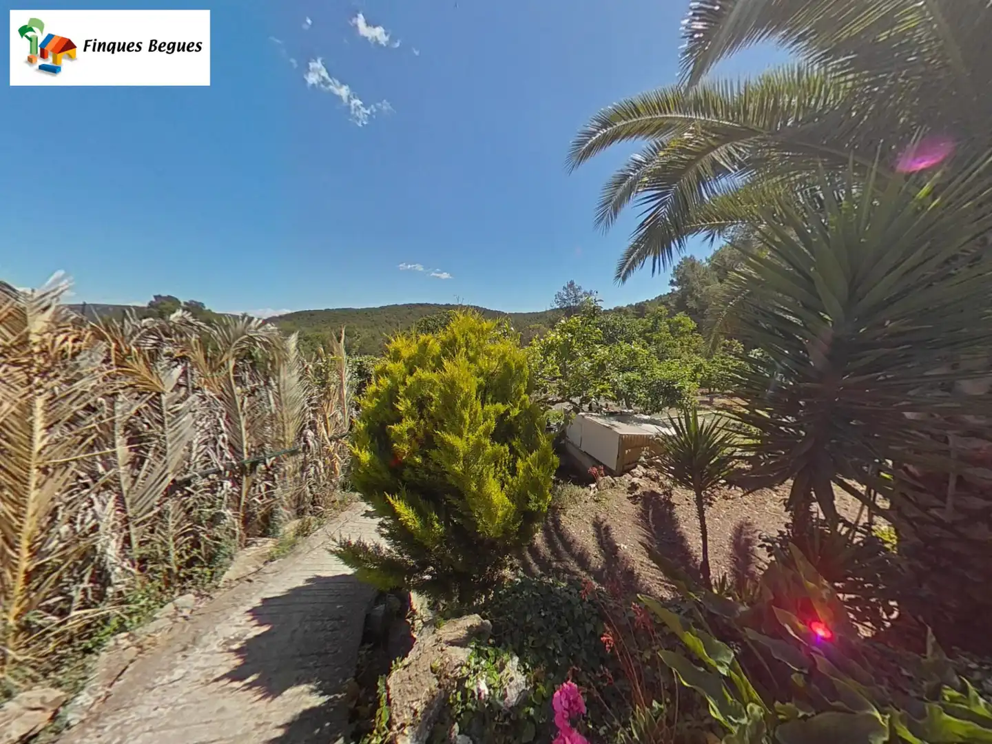 Finca rústica en venda en Begues amb Calefacció, Jardí privat i Moblat