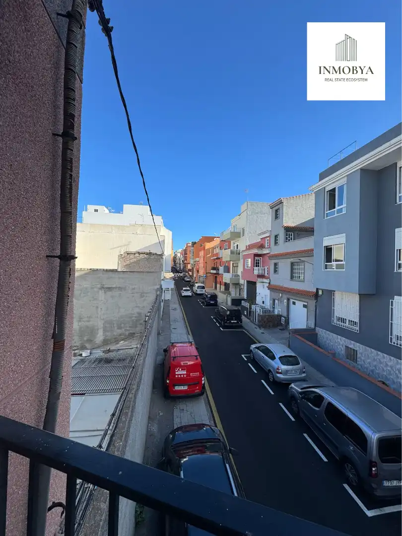 Exterior view of Flat for sale in San Cristóbal de la Laguna  with Storage room, Furnished and Balcony