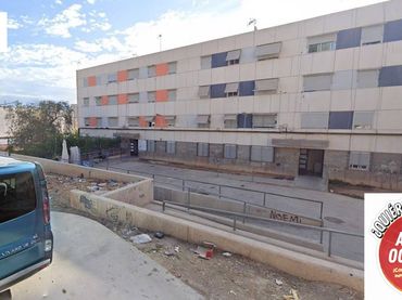 Flat for sale in Pasaje MAESTRO ENRIQUE GRANADOS