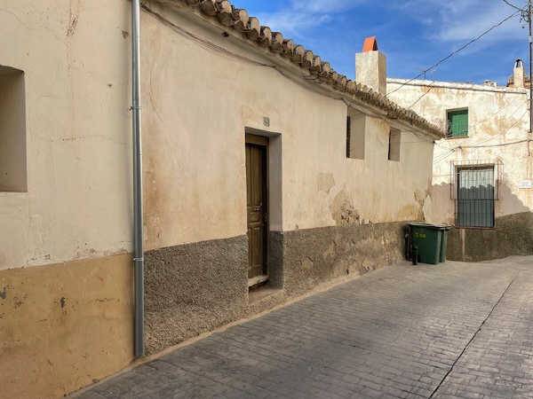 Casa adosada en Venta en C/ Monjas en Mula