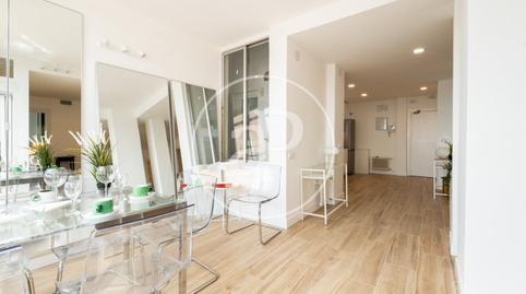 Foto 4 de Piso en venta en Castillejos - Cuzco, Madrid