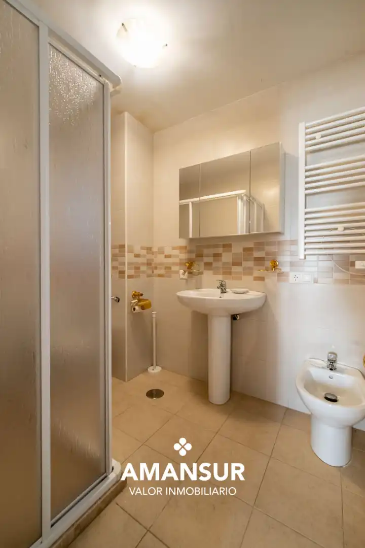 Baño de Piso en venta en Huelva con Amueblado