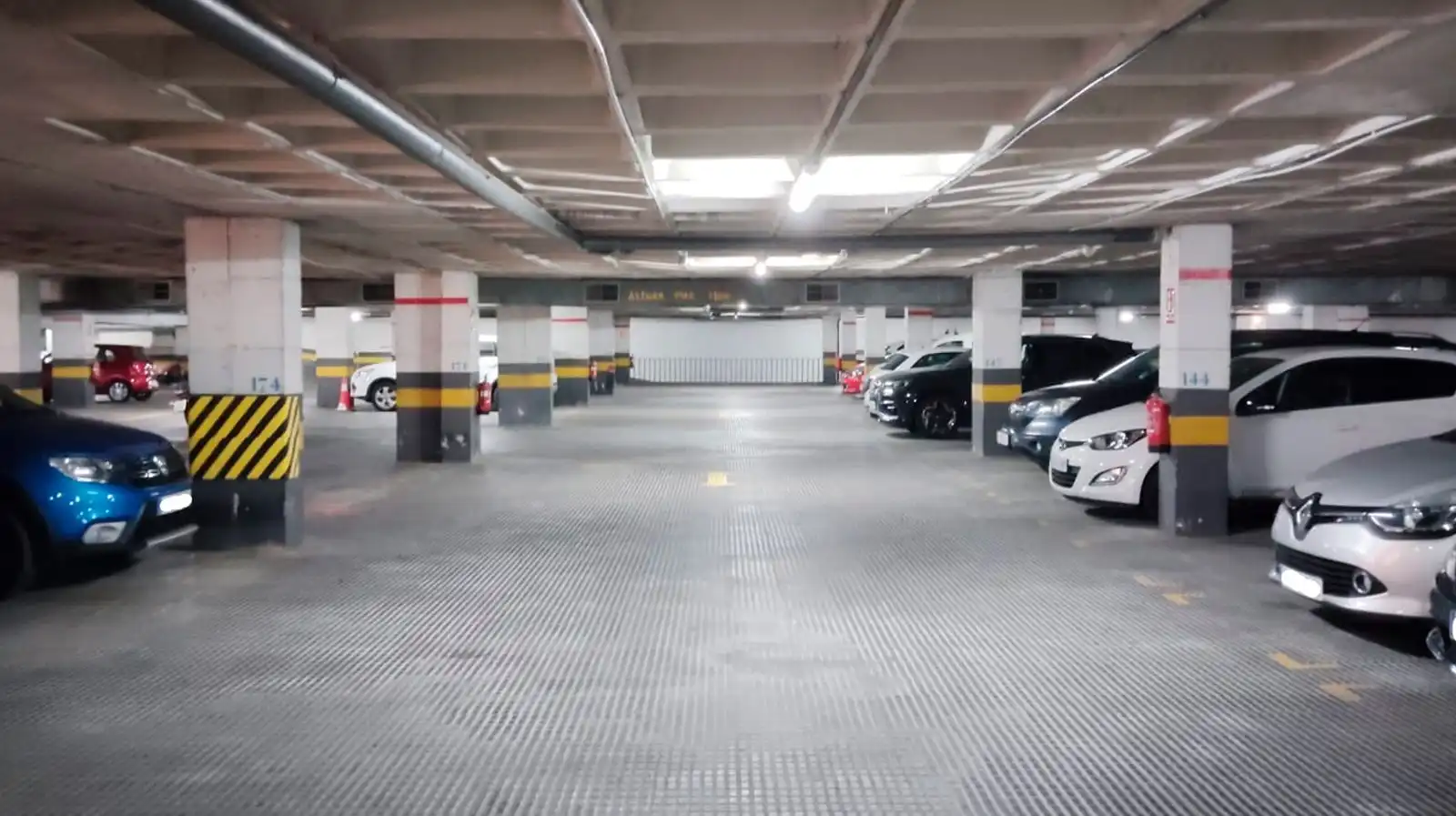 Einzelparkplatz zur Miete in CALLE ROCAFORT 116, imagen 3