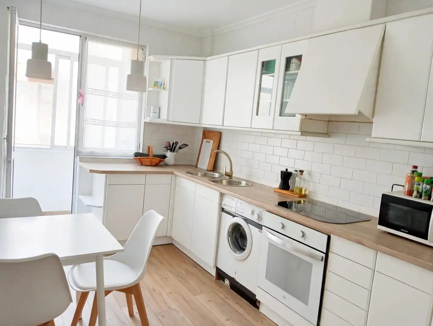 Cocina de Piso en venta en Torrelavega  con Calefacción y Parquet