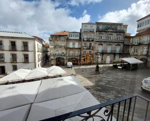 Vista exterior de Pis de lloguer en Vigo  amb Calefacció i Parquet