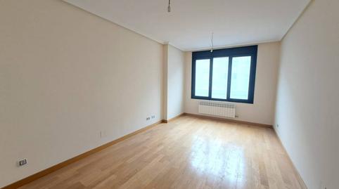 Foto 2 de Piso en venta en Calle Vitoria, Juan XXIII - Las Torres - G2, Burgos Capital