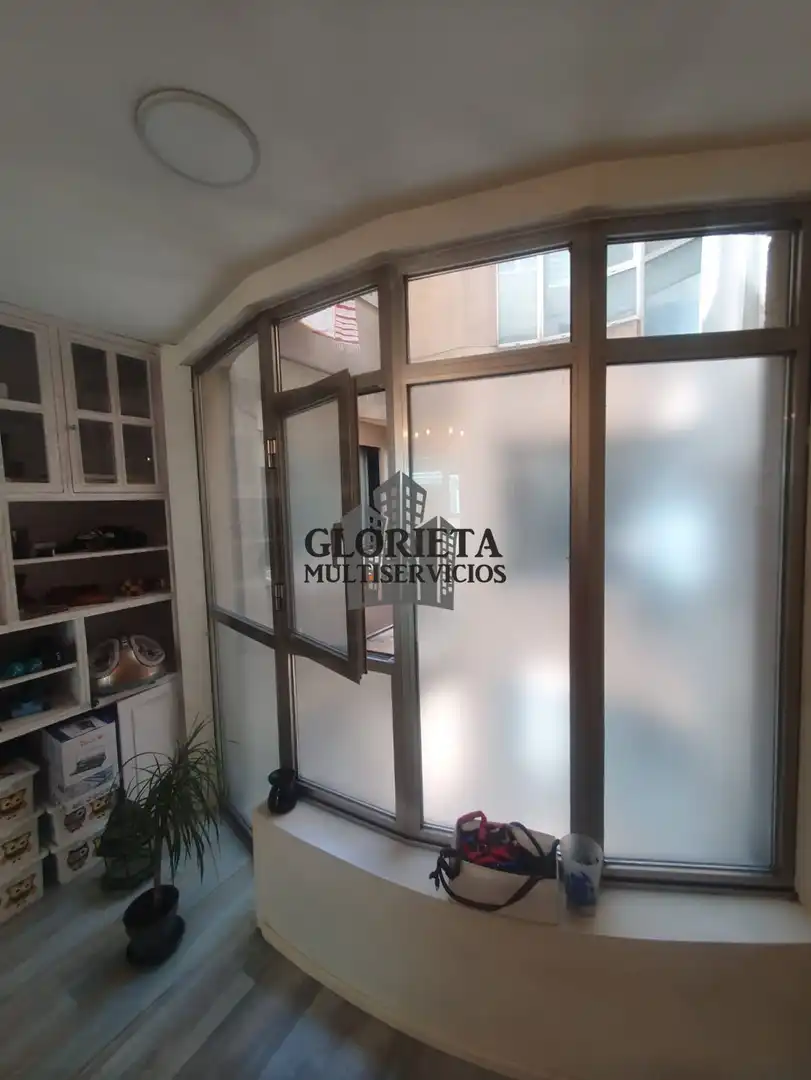 Piso en venta en Vigo  con Calefacción, Trastero y Amueblado
