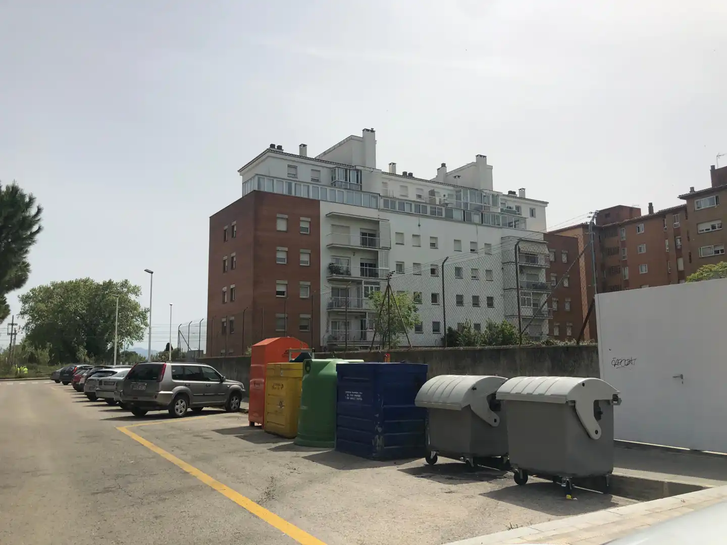 Vista exterior de Pis en venda en Figueres amb Aire condicionat, Calefacció i Moblat