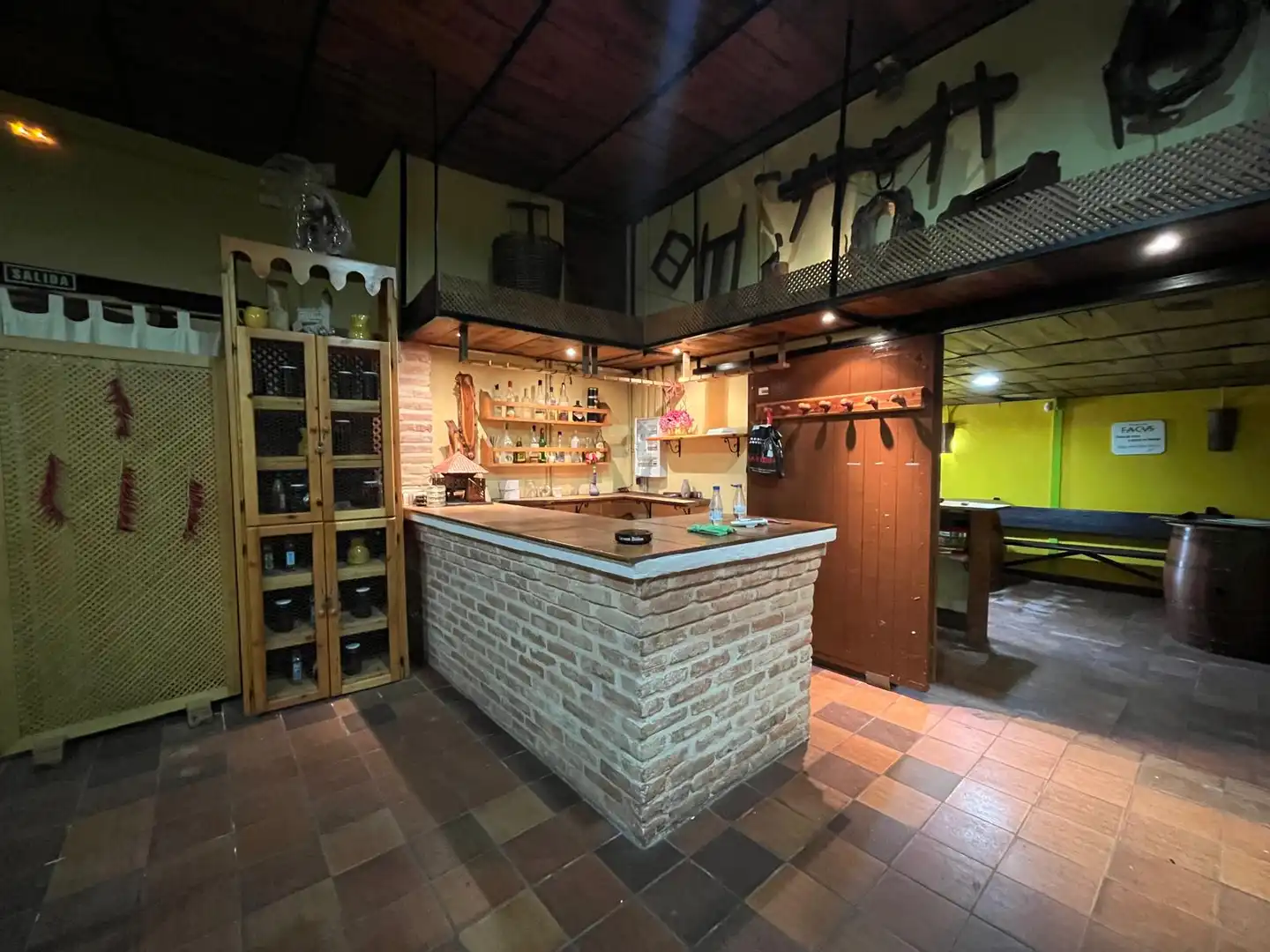 Cocina de Local en venta en Santibáñez de Valcorba con Amueblado