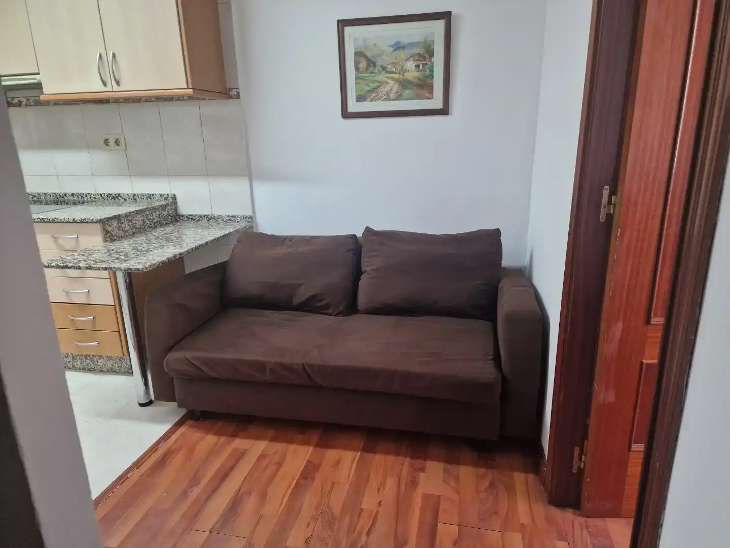Wohnzimmer von Wohnung zur Miete in Vigo  mit Parkett, Möbliert und Ofen