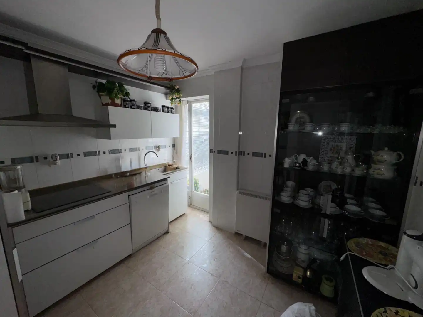 Cocina de Piso en venta en Ponferrada con Calefacción, Trastero y Amueblado