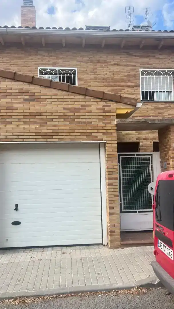 Vista exterior de Piso en venta en Seseña con Aire acondicionado, Jardín privado y Parquet