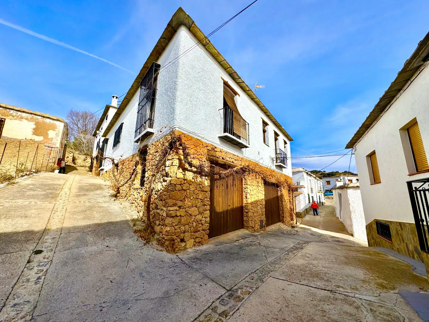 Exterior view of Buildings for sale in Juviles  with Alarm
