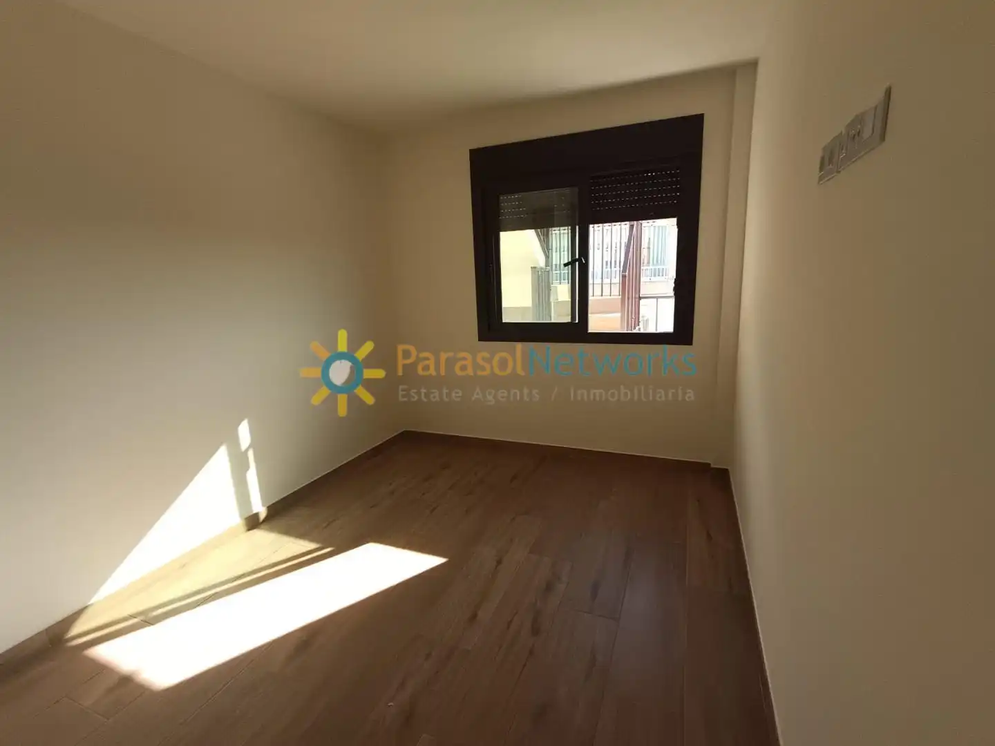 Schlafzimmer von Maisonette zur Miete in Daimús mit Abstellraum und Gemeinschaftspool