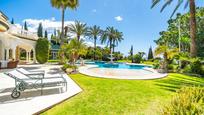 Jardí de Casa o xalet en venda en Marbella amb Aire condicionat, Calefacció i Jardí privat