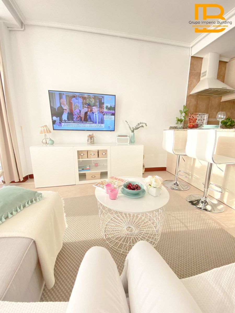 Sala de estar de Piso en venta en Voto con Calefacción, Trastero y Amueblado