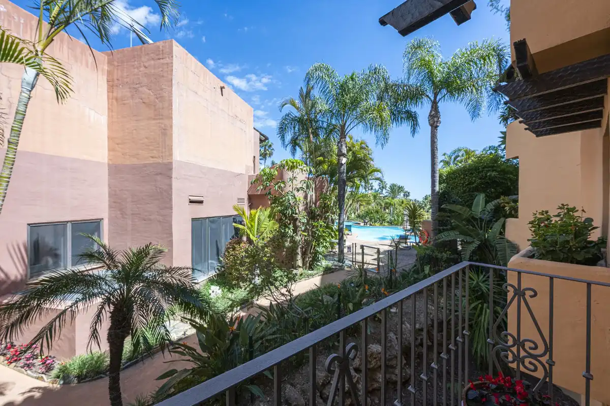 Piso con ascensor en venta en Milla de Oro, imagen 33