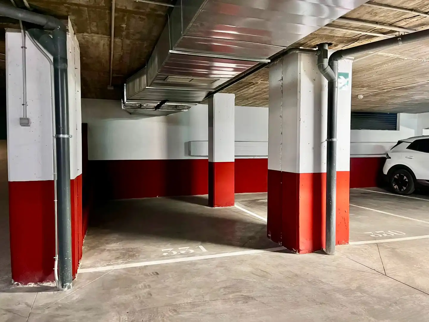 Garage for rent in Calle de Albarracín, 15, Simancas