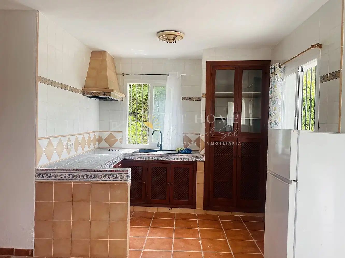 Cocina de Casa o chalet de alquiler en Nerja con Terraza, Piscina y Horno