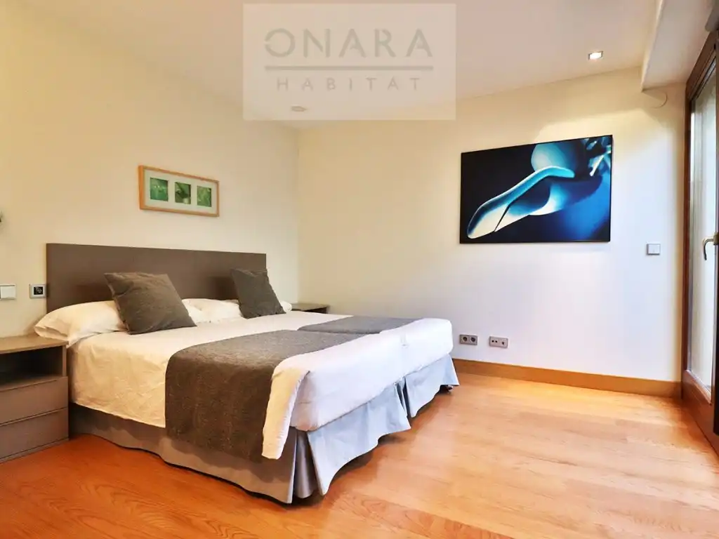 Bedroom of Duplexes for sale in Hondarribia