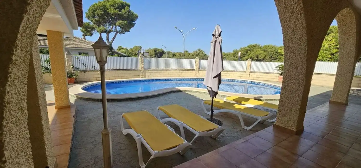Casa o chalet en venta en Calle GARCILASO DE LA VEGA-CMOR, Campoamor