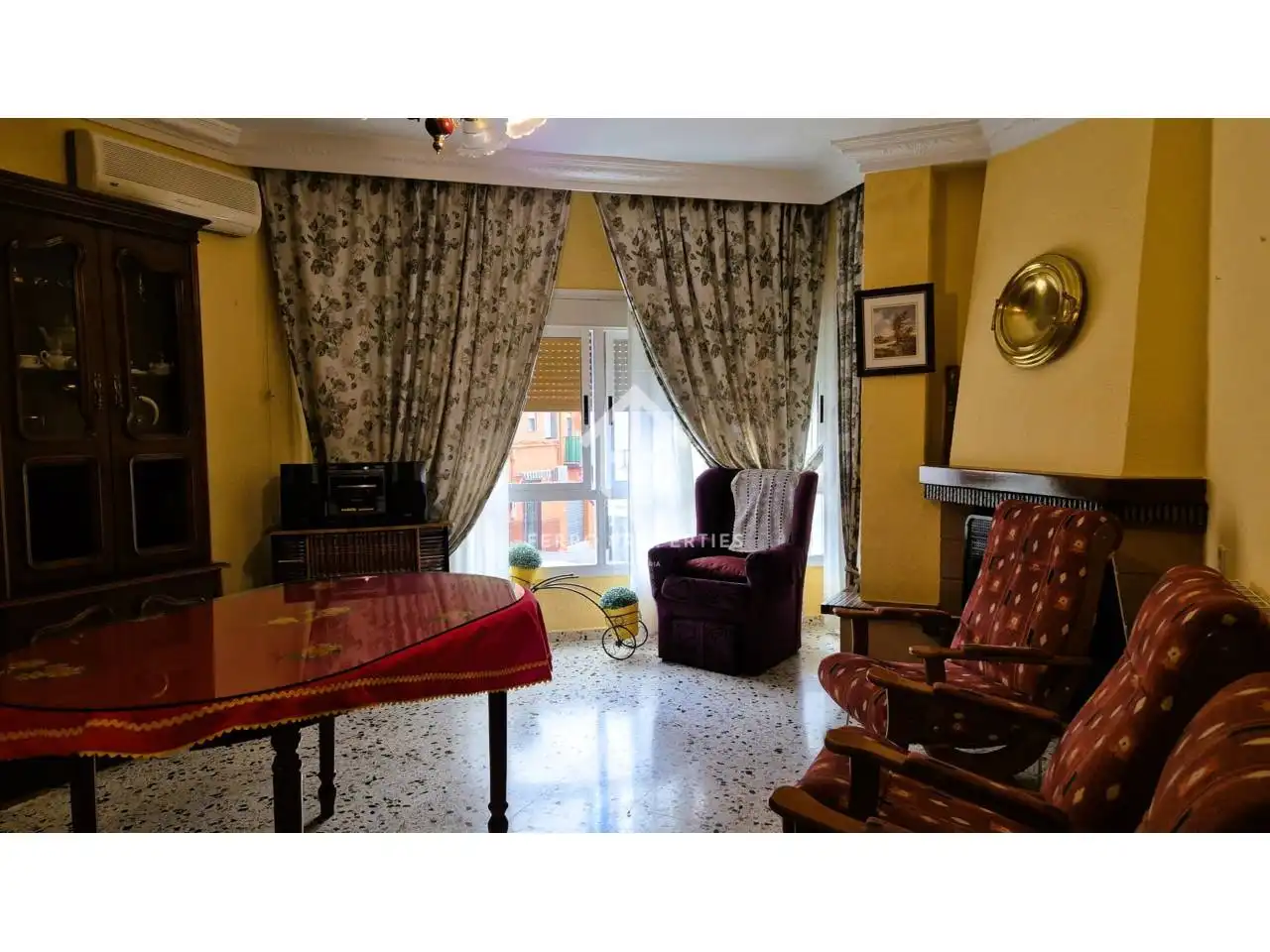Sala d'estar de Casa o xalet en venda en Loja amb Terrassa i Moblat