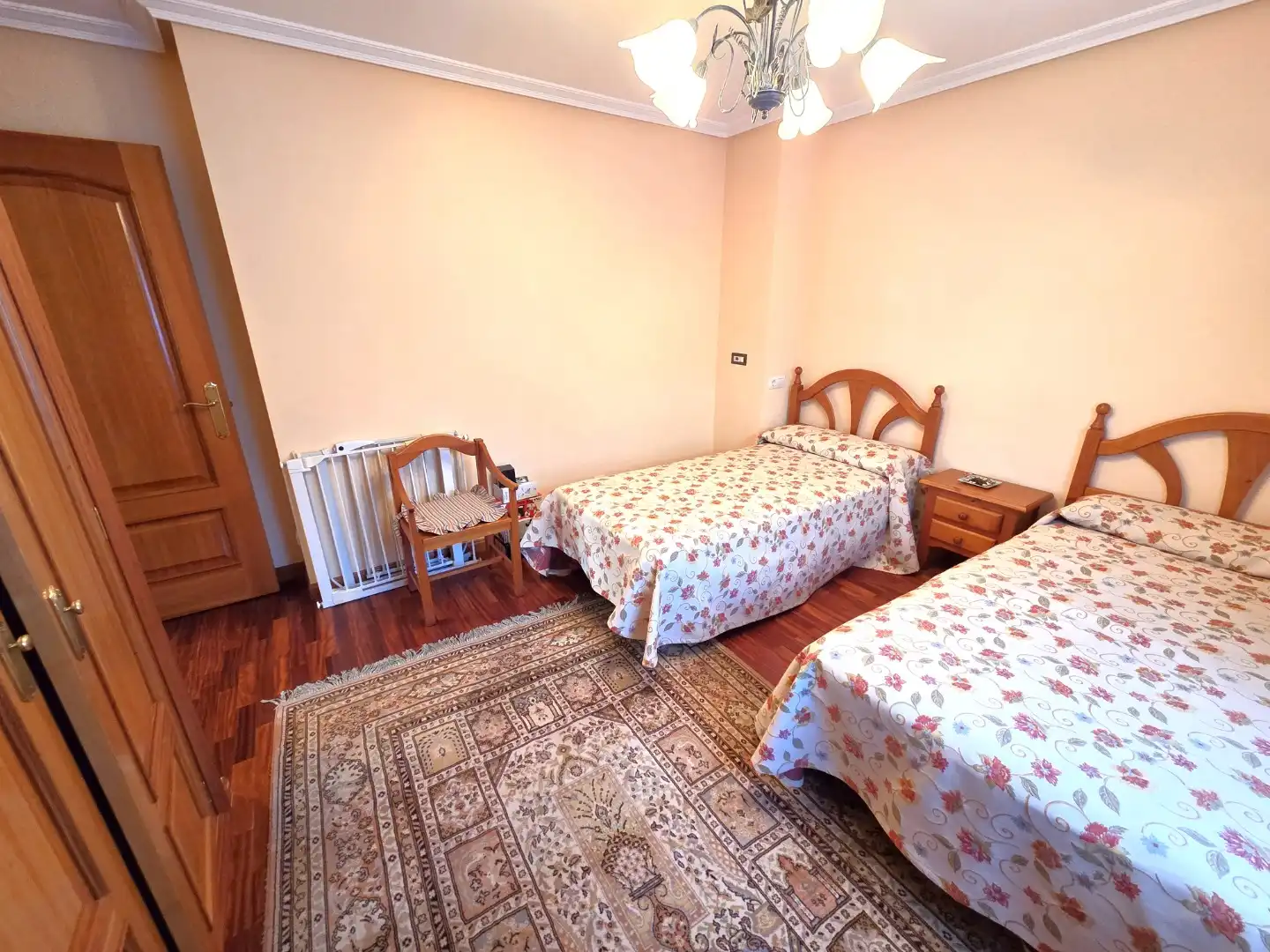 Bedroom of Houses for sale in Castrillo del Val  with Heating, Private garden and Parquet flooring