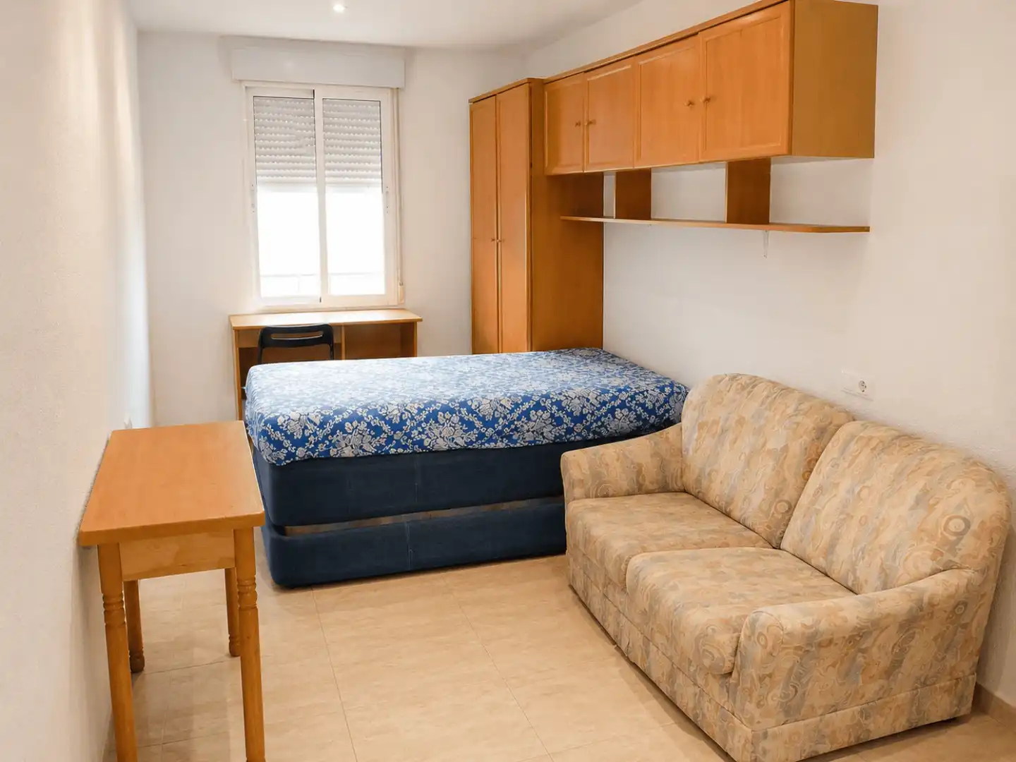Habitación de Edificio en venta en  Murcia Capital