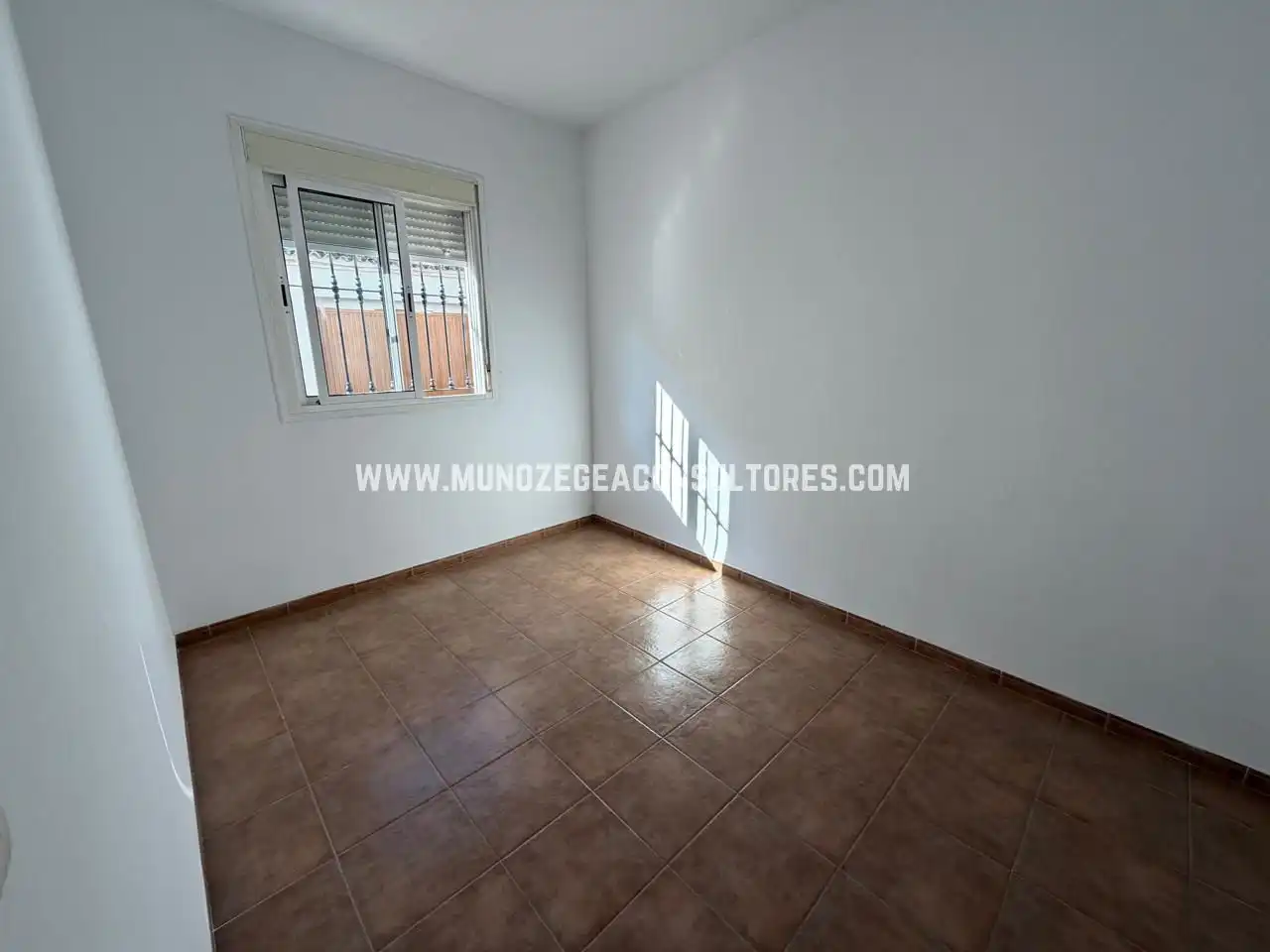 Dormitori de Casa o xalet en venda en Lucena amb Terrassa i Traster