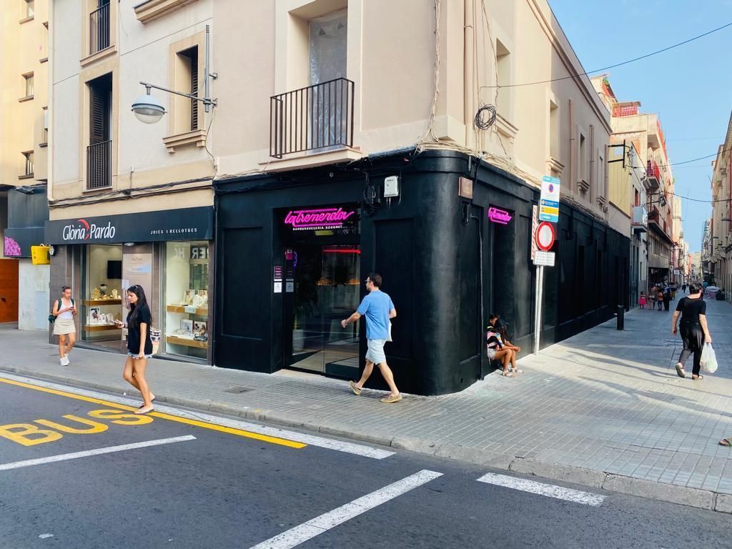 Local en traspaso en Badalona con Aire acondicionado
